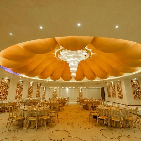 The Full Moon Hotel Katunayaka מראה חיצוני תמונה