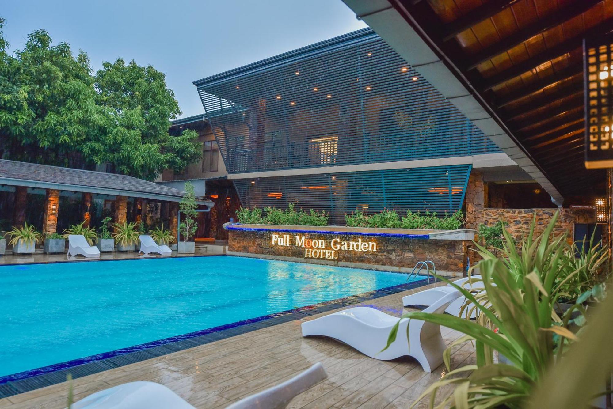 The Full Moon Hotel Katunayaka מראה חיצוני תמונה